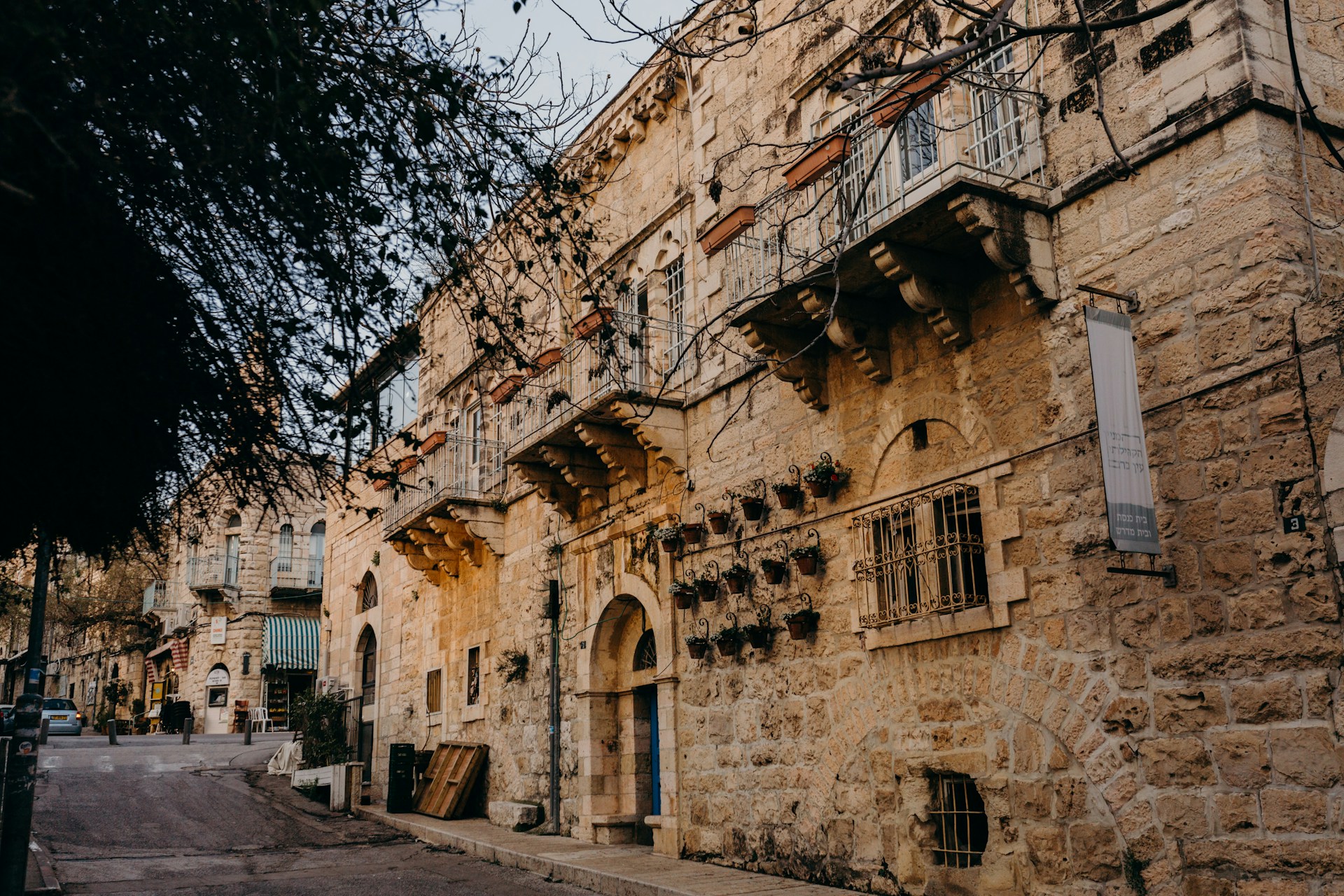 laura-siegal-PlSIrXiTYFc-unsplash